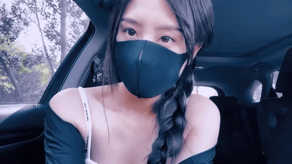 【自转】【115ED2K】『HongKongCandy』 和闺蜜男友的秘密约会，感觉好刺激呀 心旷神怡，我和你女朋友谁更骚啊？【941M/1V】