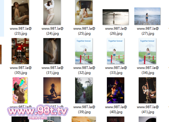 [自转][ed2k]推特气质御姐美女 Ulanda 福利自拍 优雅露出自慰啪啪视频福利合集 [1.33G/25V+1242P/1配额]