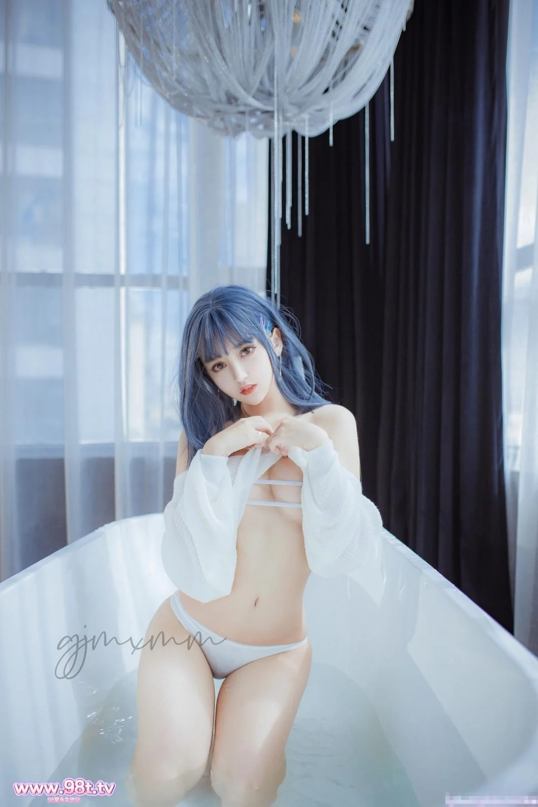 【自转】【eD2k链接】〖淫乱实录️众猛男怼爆极品女神淫娃〗高冷女神床上就是这么放荡 火辣的身材你们想不想操 大鸡巴征服骚母狗 被操的抽搐不停【798M/13v+19p/1配额】