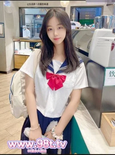 【自转】【eD2k链接】〖校服学妹️花季美少女〗双马尾，校服，重点中学三重buff 人前乖乖女，父母眼中的好学生乖女儿，人后是个穿着整洁校服的乖乖女反差婊【520M/12v+5p/1配额】